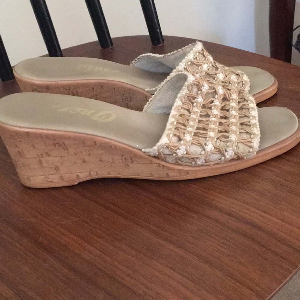 Shoes ( Onex ) - Picture 4 of 7